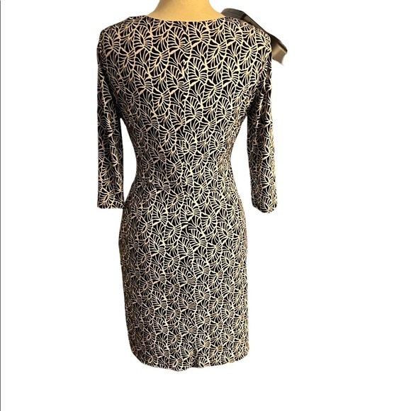 Dress, size 10 by Laundry by‎ Design. Worn once. - Picture 3 of 8